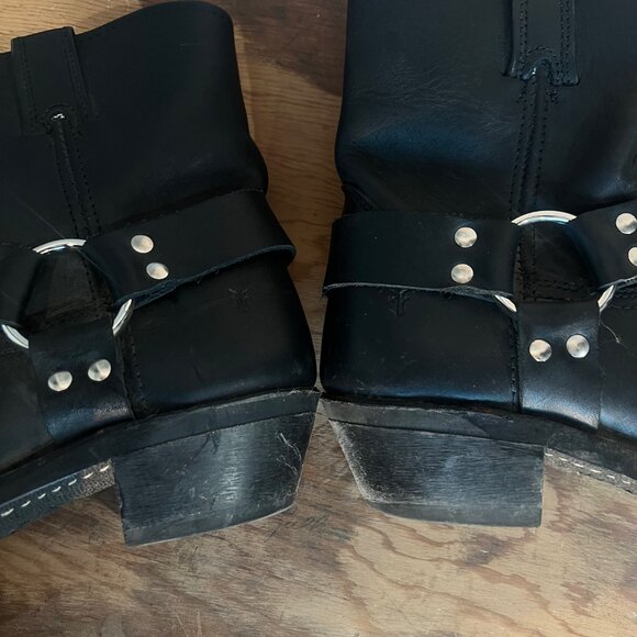 FRYE Harness Leather Belted Western Moto Boot - Black Square Toe 9/8R Women’s - Picture 5 of 9